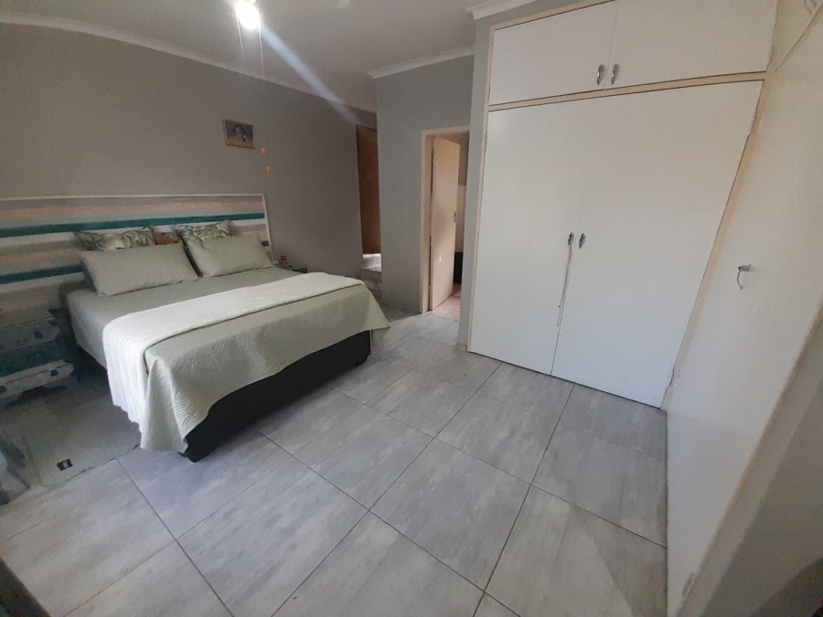 4 Bedroom Property for Sale in Safari Gardens North West